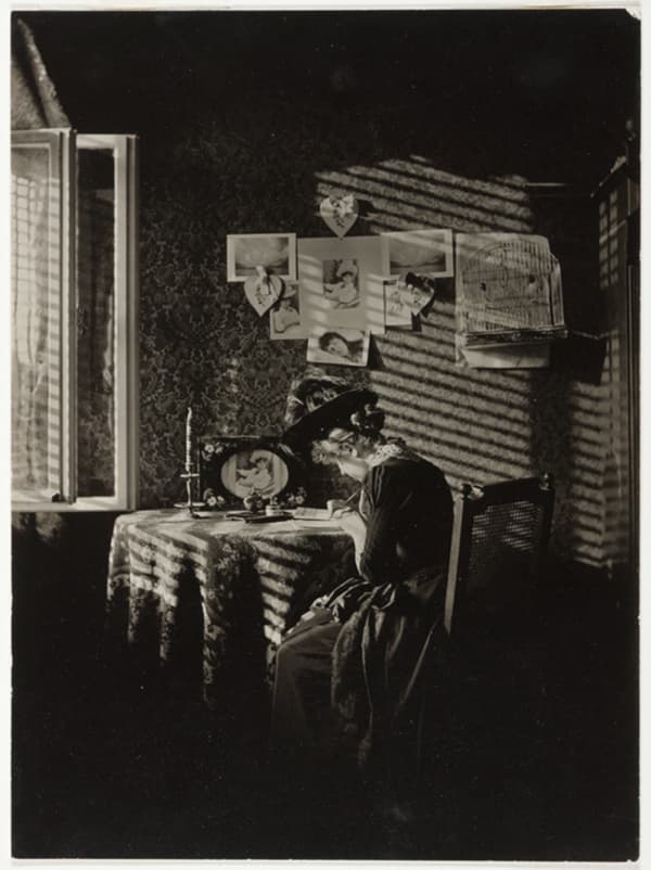 A work made of gelatin silver print.