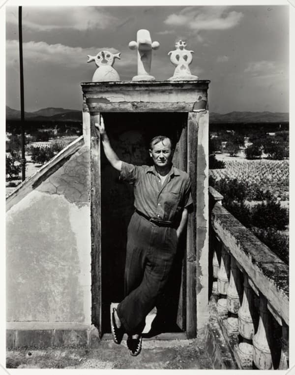 A work made of gelatin silver print.